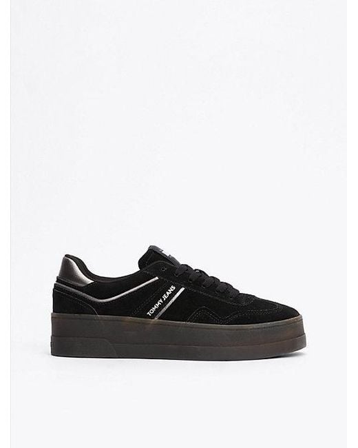 Tommy Hilfiger The Greenwich Suède Sneaker Met Plateauzool in het Black
