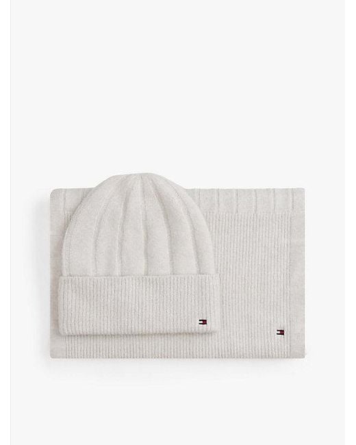 Tommy Hilfiger Cadeaubox Met Fluffy Beanie En Sjaal in het White