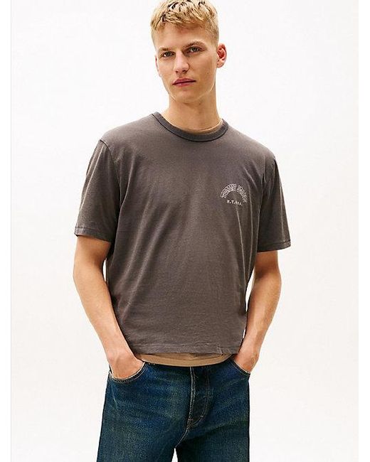 Tommy Hilfiger 90S Western T-Shirt Met Ruglogo in het Gray voor heren