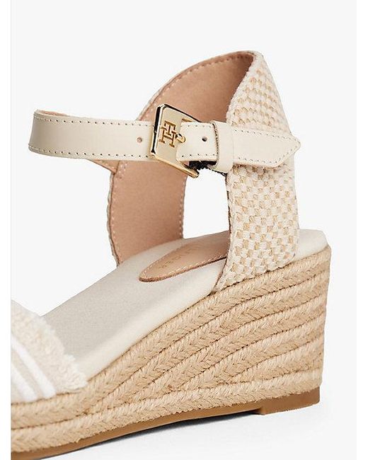 Tommy Hilfiger Natural Canvas-Sandale Mit Keilabsatz Und Fransen