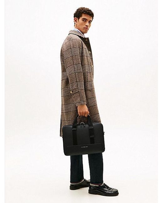 Tommy Hilfiger Moderne Crossbody Laptoptas Met Metallic Logo in het Black voor heren