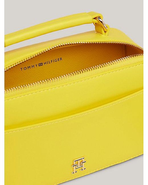 Tommy Hilfiger Iconic Crossbody-cameratas in het Yellow