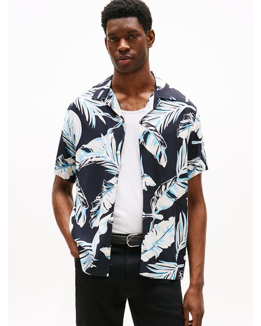 Tommy Hilfiger Gray Lightweight Regular Fit Tropical Short Sleeve Shirt for men