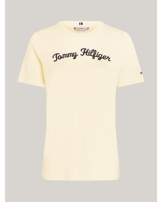 T-shirt à logo cursive brodé Tommy Hilfiger en coloris Blue