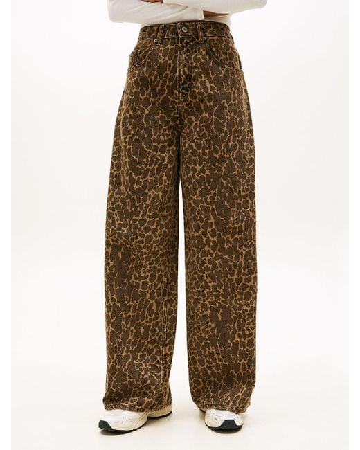 Jeans Larghi Con Stampa Leopardata di Tommy Hilfiger in Multicolor