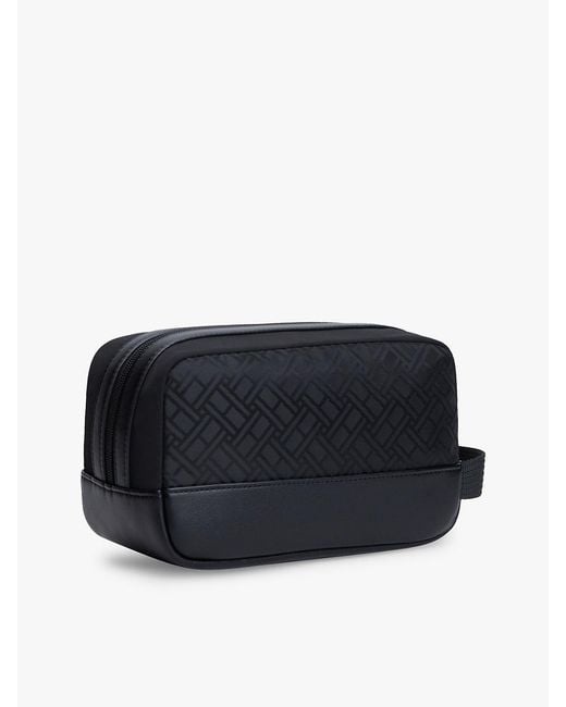 Tommy Hilfiger Blue Logo Flag Jacquard Washbag for men