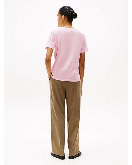 Camiseta Con Logo Hilfiger A Contraste Tommy Hilfiger de color Pink