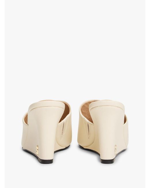 Mules Compensées En Cuir À Monogramme Th Tommy Hilfiger en coloris White