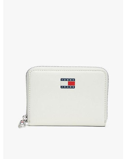 Cartera Essential Con Cremallera Tommy Hilfiger de color White