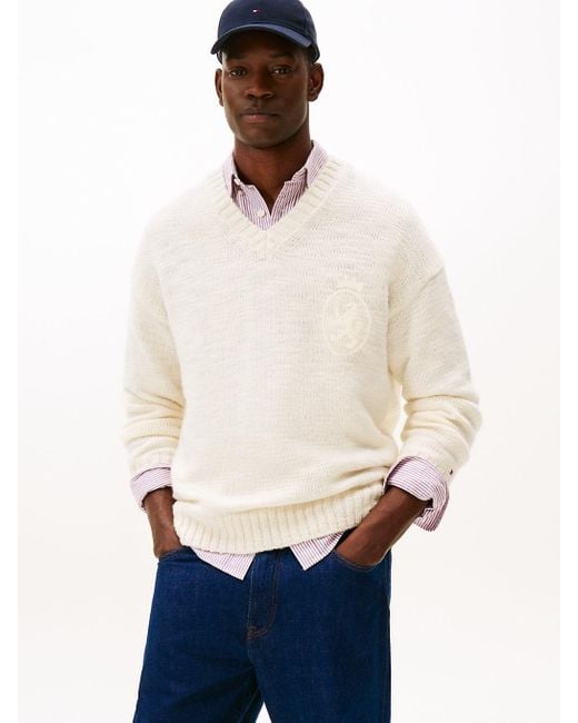 Pull En Laine Mélangée À Col En V Tommy Hilfiger pour homme en coloris White