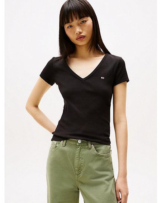 Tommy Hilfiger Essential Slim Fit T-Shirt Met V-Hals in het Black