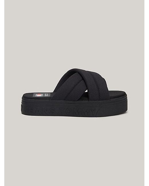 Tommy Hilfiger Black Flatform-Sandale mit geprägtem Logo