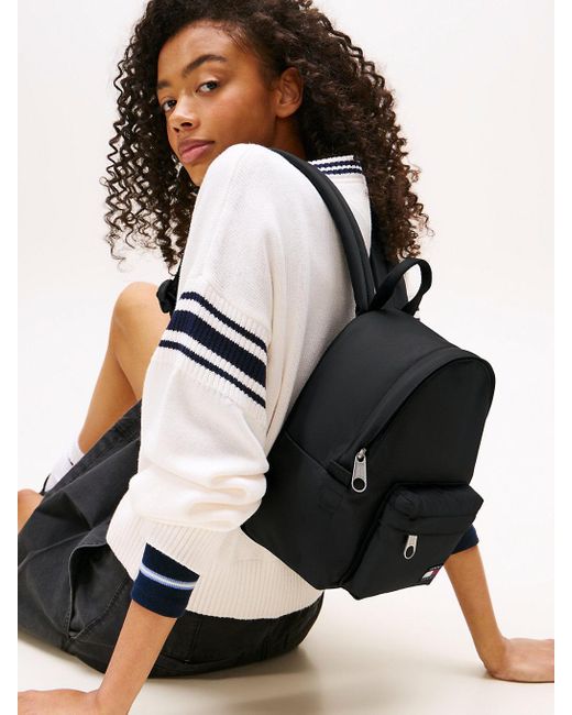 Zaino Con Logo Ripetuto di Tommy Hilfiger in Black