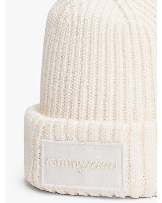 Tommy Hilfiger Ribgebreide Beanie Met Ton-Sur-Ton Logopatch in het Natural