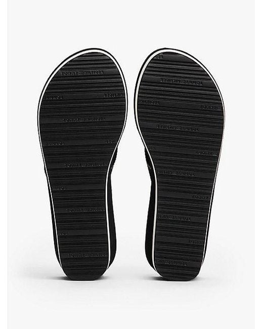 Tommy Hilfiger Teenslipper Met Sleehak En Geëmailleerde Vlag in het White
