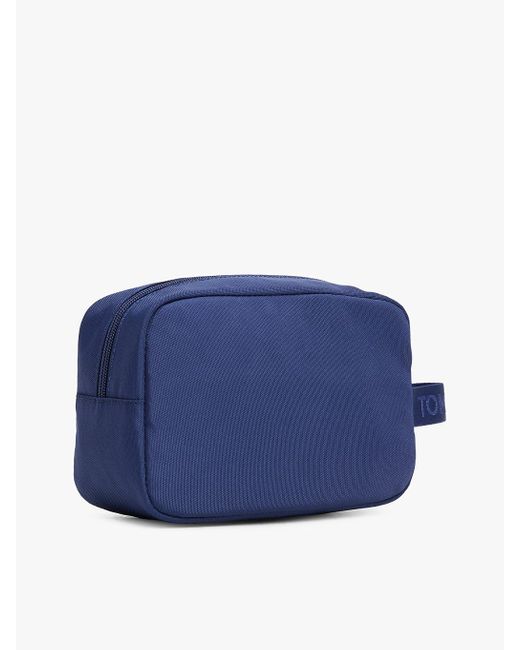 Tommy Hilfiger Blue Essential Washbag for men