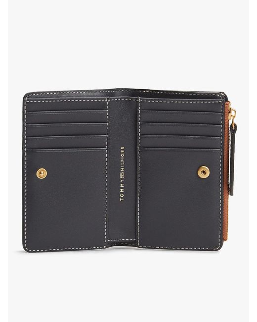 Tommy Hilfiger Natural Logo Canvas Bifold Wallet