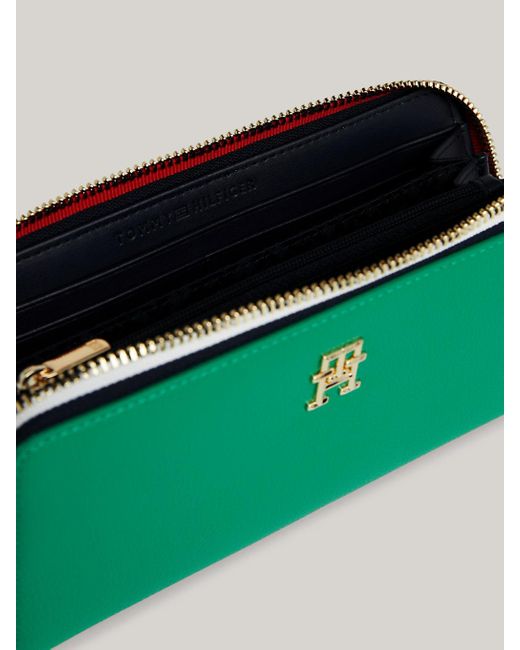 Tommy Hilfiger Green Essential Signature Large Zip-around Wallet