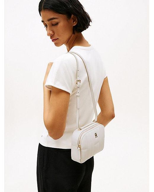 Tommy Hilfiger Natural Gesteppte Kameratasche Mit Th-Monogramm