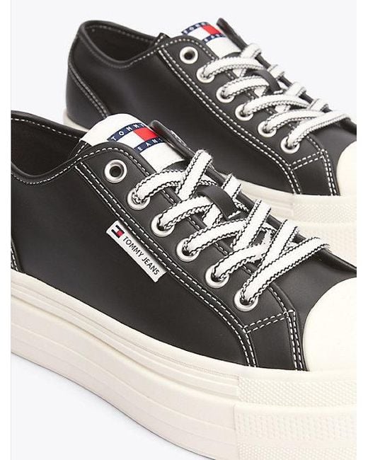 Tommy Hilfiger Leren Sneaker Met Plateauzool in het White