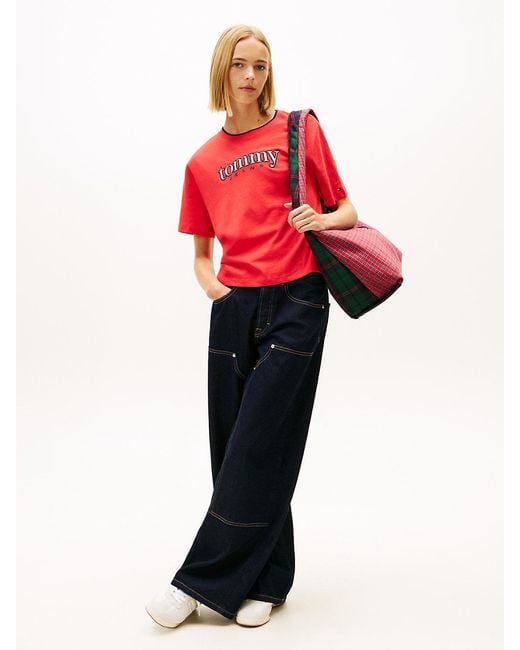 Tommy Hilfiger Red S Short Sleeve Cotton Graphic T-shirt With Applique Logo Detail