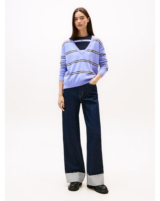 Pull À Col En V Et Drapeau Brodé Tommy Hilfiger en coloris Blue