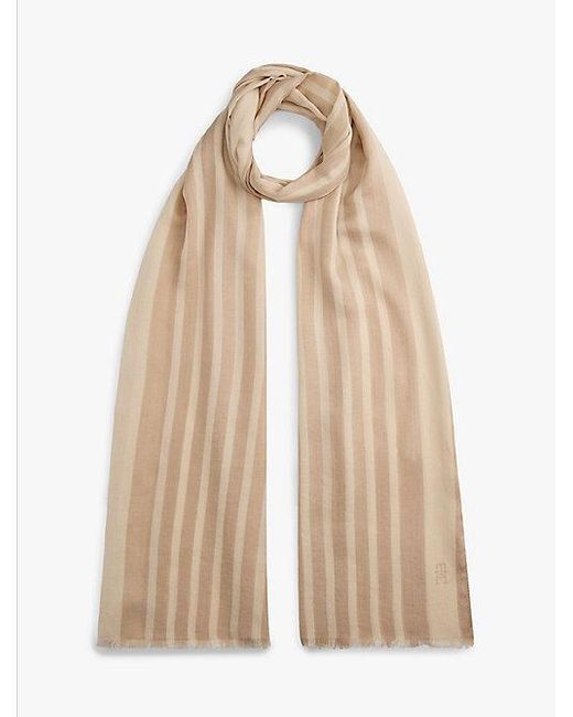 Bufanda Rectangular Chic Con Monograma Th Tommy Hilfiger de color Natural