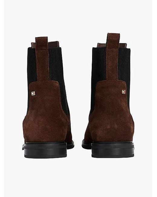 Tommy Hilfiger Brown Chelsea-Boot Aus Wildleder Mit Emaille-Flag