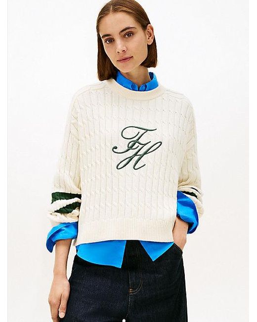 Jersey Amplio De Punto Trenzado Con Logo Tommy Hilfiger de color White