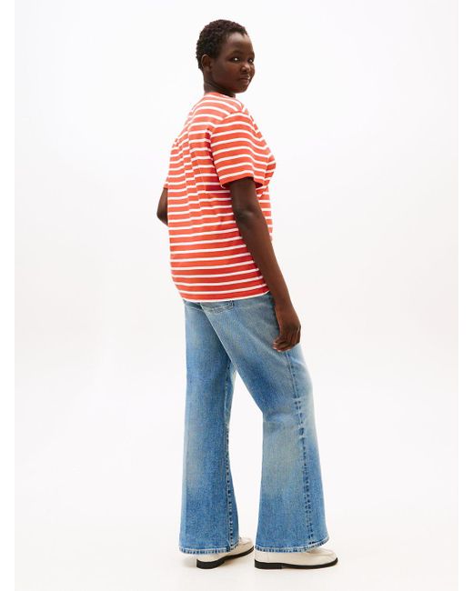 T-Shirt Ajusté Curve À Col En V Tommy Hilfiger en coloris Red