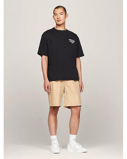 Tommy Hilfiger Essential stückgefärbtes T-Shirt mit Logo in Black für Herren