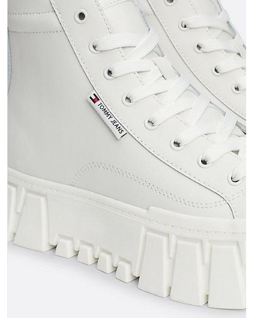 Zapatillas Altas De Piel Con Forro Cálido Tommy Hilfiger de color Natural