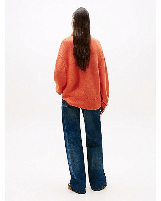 Tommy Hilfiger Relaxed Fit Trui Met Opstaande Hals En Badge in het Orange