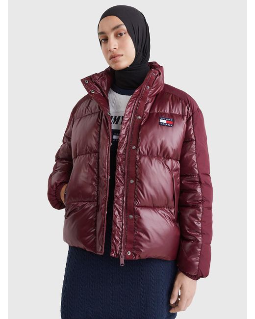 Tommy Hilfiger Badge Recycled Puffer Jacket in Red