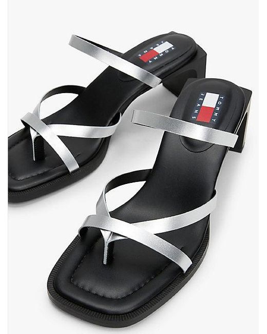 Tommy Hilfiger Metallic Leren Sandaal Met Blokhak in het White