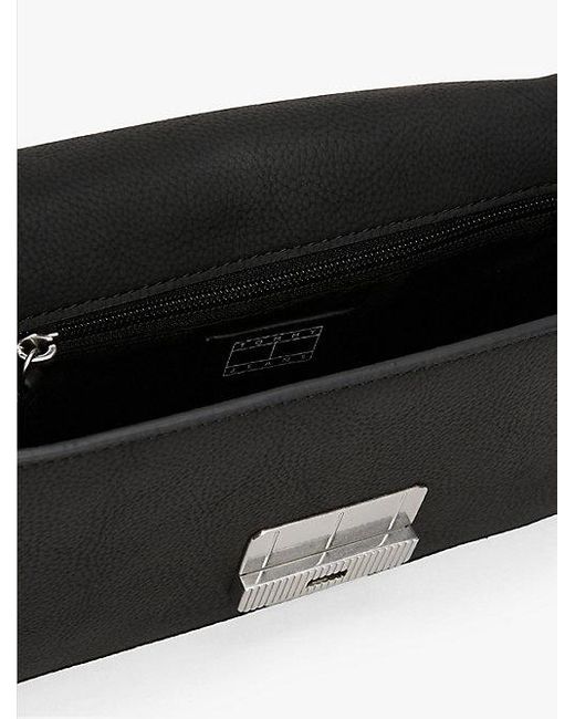 Bolso Bandolera Con Solapa Y Logo Tommy Hilfiger de color Black
