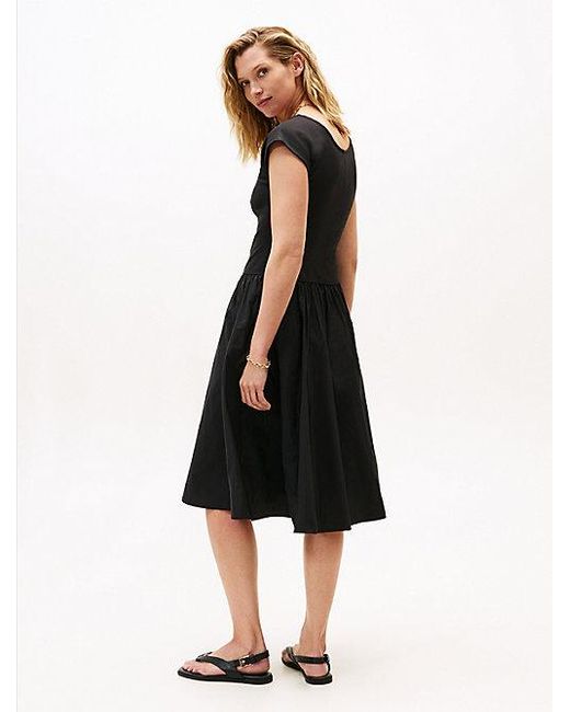 Vestido Midi De Punto Con Corte Evasé Tommy Hilfiger de color Black