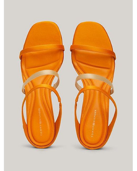 Sandalias de satén con tiras y tacón medio Tommy Hilfiger de color Orange