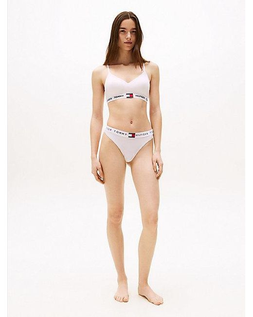 Tommy Hilfiger String Met Repeat Logo Op De Tailleband in het White