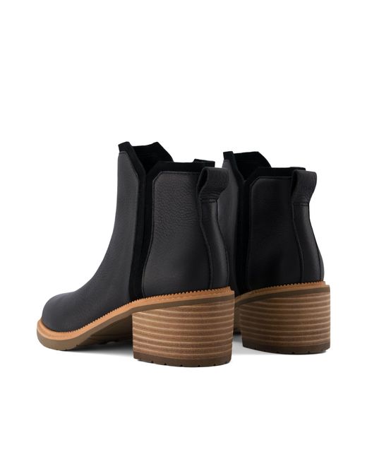 TOMS Black Water-Resistant Leather Ankle Boots