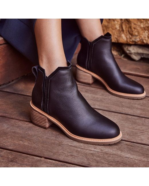 TOMS Black Water-Resistant Leather Ankle Boots