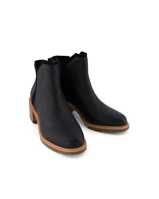 TOMS Black Water-Resistant Leather Ankle Boots