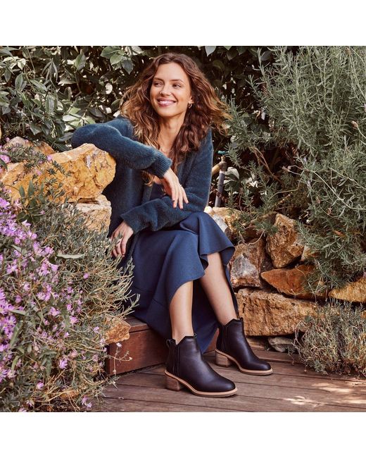 TOMS Black Water-Resistant Leather Ankle Boots
