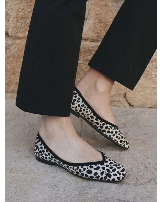 Toni Pons Black Flat Leather Shoe
