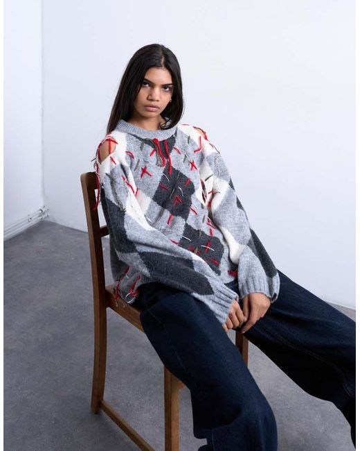 TOPSHOP White Knitted Argyle Distressed Jumper