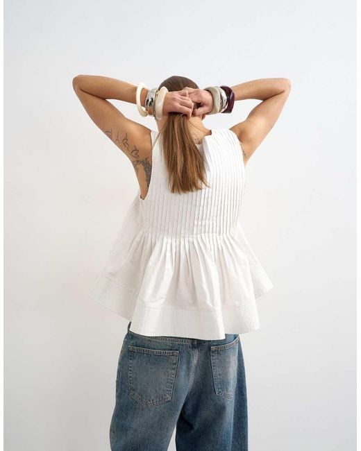 TOPSHOP White V Neck Pintuck Detail A Line Top