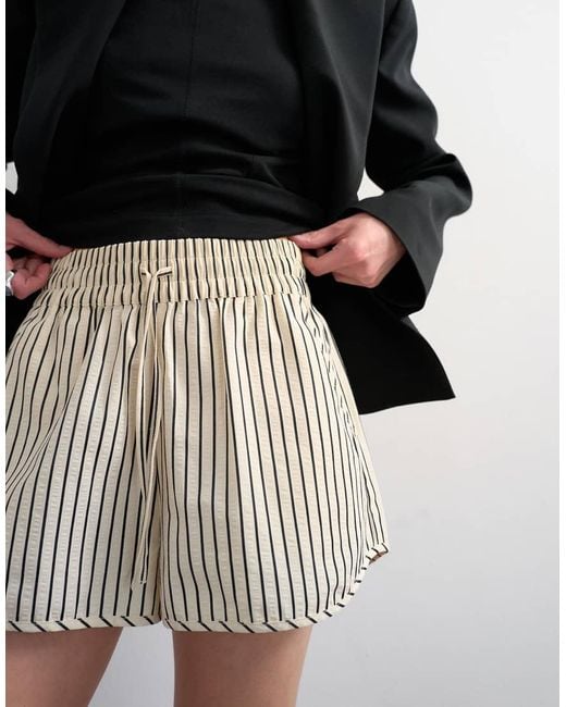 TOPSHOP Multicolor Crinkle Stripe Runner Short