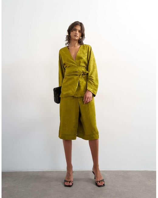 TOPSHOP Yellow Jacquard Kimono