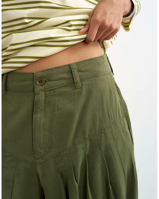 TOPSHOP Green Deep Yoke Balloon Trouser