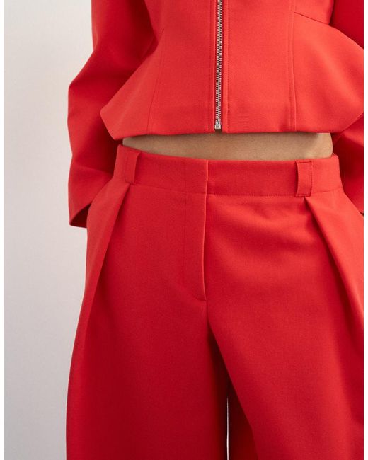 TOPSHOP Tailored Pleat Detail Low Rise Wide Leg Trousers